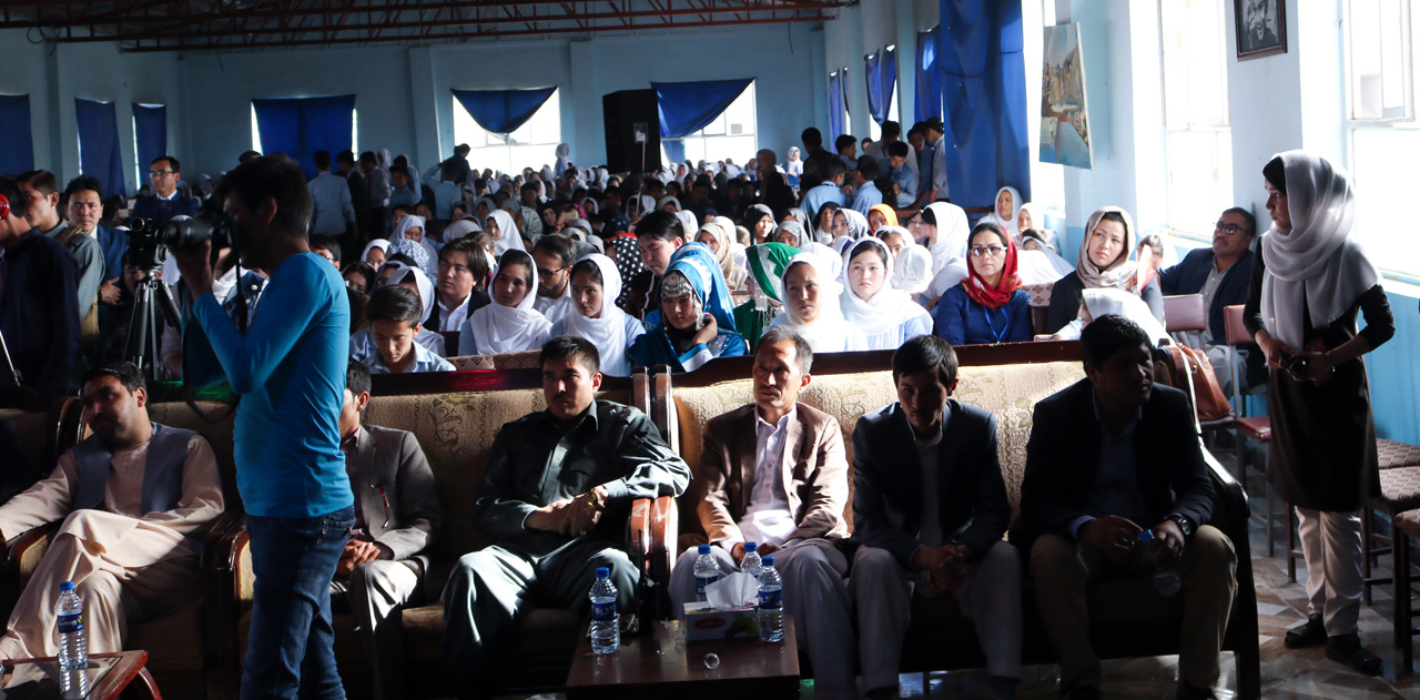 گزارش تصویری: تجلیل از هفتادمین سالروز تولد شهید وحدت ملی و افتتاح کتابخانه عامه شهید مزاری (ره) در کابل