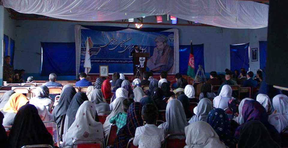 گزارش تصویری: تجلیل از هفتادمین سالروز تولد شهید وحدت ملی و افتتاح کتابخانه عامه شهید مزاری (ره) در کابل