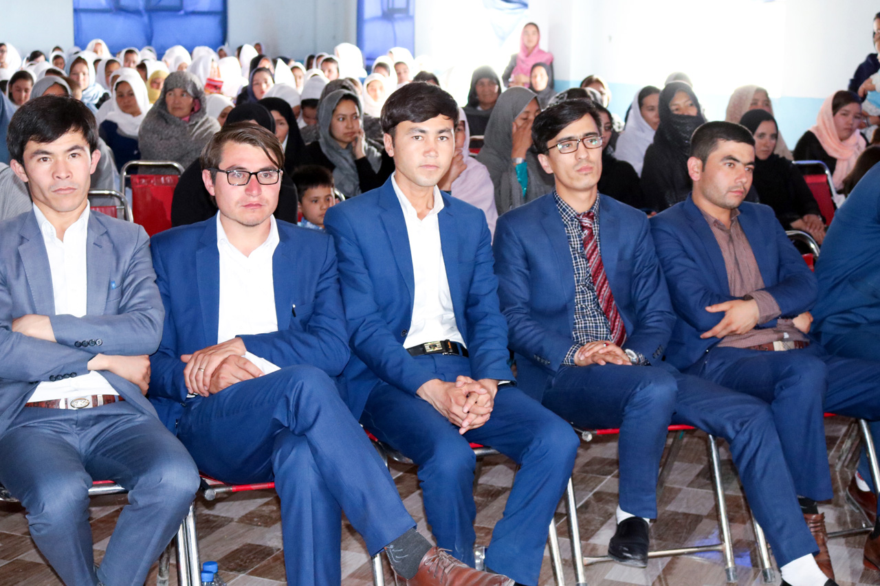 گزارش تصویری: تجلیل از هفتادمین سالروز تولد شهید وحدت ملی و افتتاح کتابخانه عامه شهید مزاری (ره) در کابل