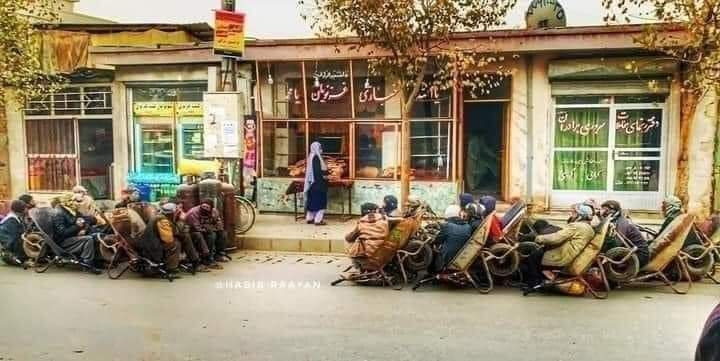 رسیدن فصل زمستان بر مشکلات مردم بیبضاعت افغانستان افزوده است ـ مجلهی اورال رسیدن فصل زمستان بر مشکلات مردم بیبضاعت افغانستان افزوده است ـ مجلهی اورال