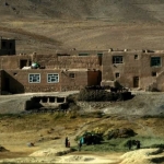 کمکهای بشردوستانه در ناور غزنی توزیع شد؛ مردم محل: کمکها ناکافی است ـ مجلهی اورال کمکهای بشردوستانه در ناور غزنی توزیع شد؛ مردم محل: کمکها ناکافی است ـ مجلهی اورال