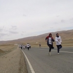 قهرمانی ورزشکاران خارجی در اولین مسابقه بین المللی دوش ماراتن در بامیان قهرمانی ورزشکاران خارجی در اولین مسابقه بین المللی دوش ماراتن در بامیان