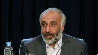 وزیر جنگ با جنگ وارد شد