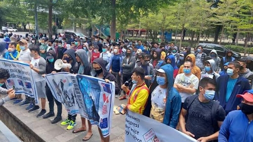 نامهی سرگشادهی مهاجرین گیرمانده در اندونزی به تمام آزادیخواهان جهان ـ مجلهی اورال نامهی سرگشادهی مهاجرین گیرمانده در اندونزی به تمام آزادیخواهان جهان ـ مجلهی اورال